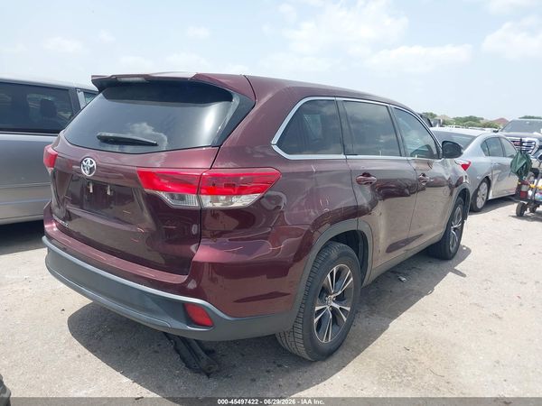 2019 TOYOTA HIGHLANDER LE