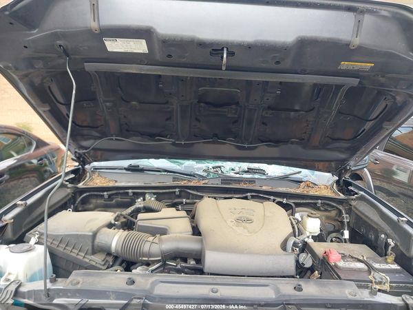 2021 TOYOTA TACOMA SR5 V6