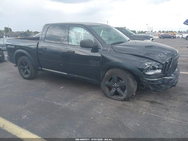 2019 RAM 1500 CLASSIC SLT
