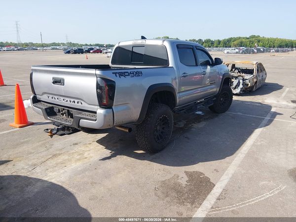 2018 TOYOTA TACOMA TRD SPORT