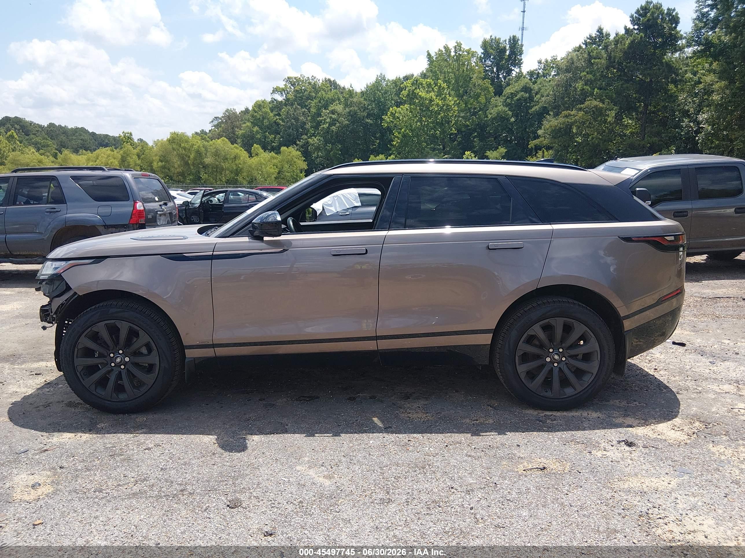 2018 LAND ROVER RANGE ROVER VELAR P250 SE R-DYNAMIC