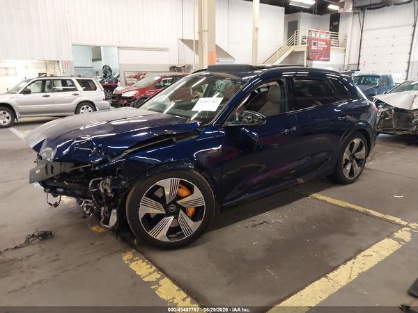 2022 AUDI E-TRON PREMIUM PLUS QUATTRO
