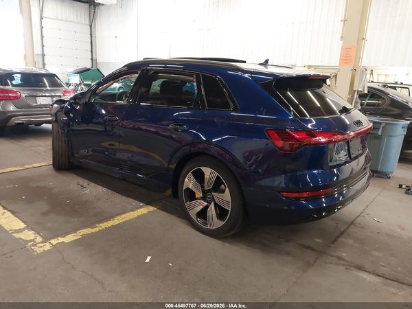 2022 AUDI E-TRON PREMIUM PLUS QUATTRO