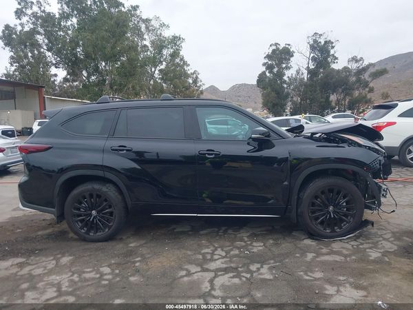 2026 TOYOTA HIGHLANDER XSE
