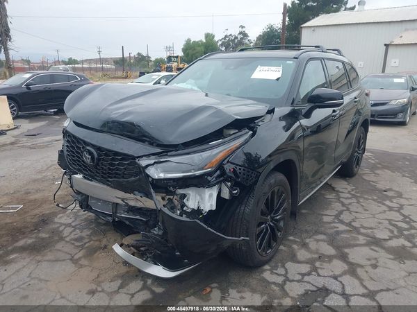 2026 TOYOTA HIGHLANDER XSE