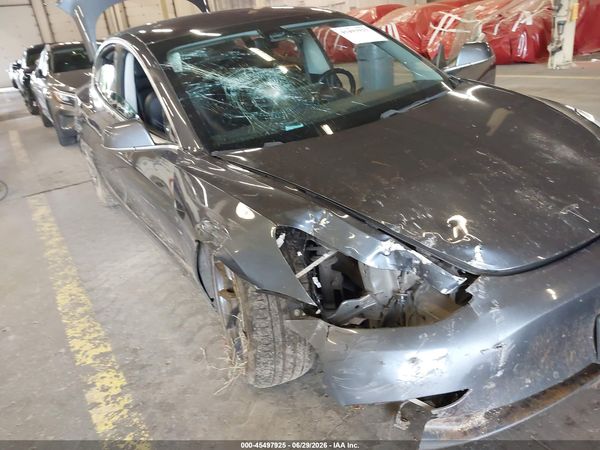 2018 TESLA MODEL 3 LONG RANGE/MID RANGE