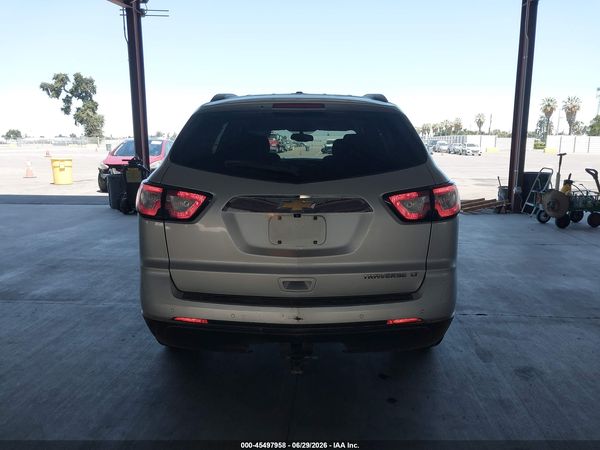 2015 CHEVROLET TRAVERSE LT — I119