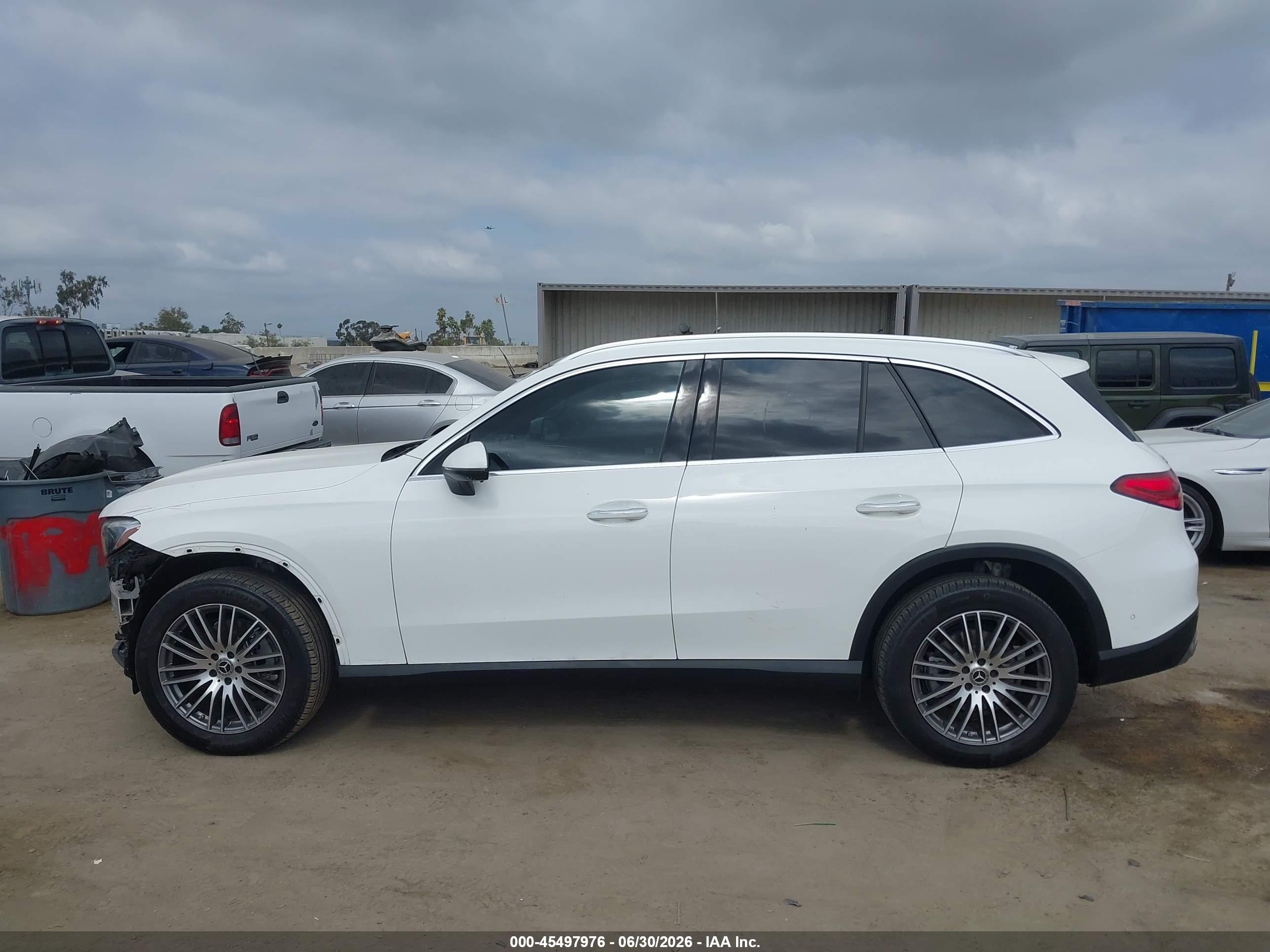 2024 MERCEDES-BENZ GLC 300 4MATIC SUV