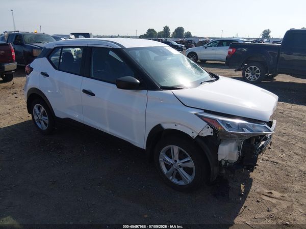 2024 NISSAN KICKS S XTRONIC CVT — I1