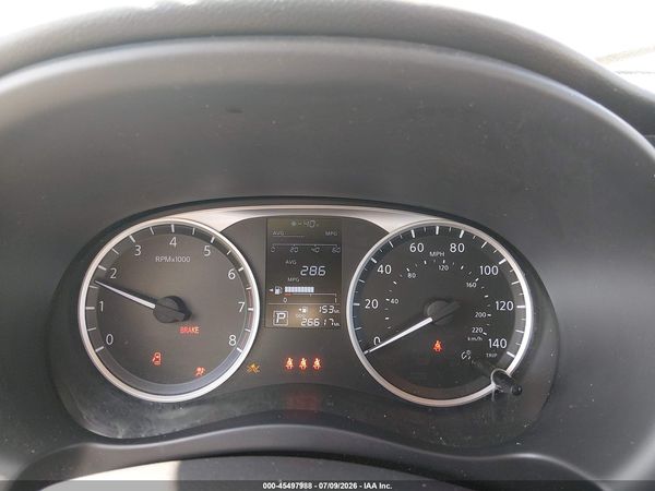 2024 NISSAN KICKS S XTRONIC CVT — I7