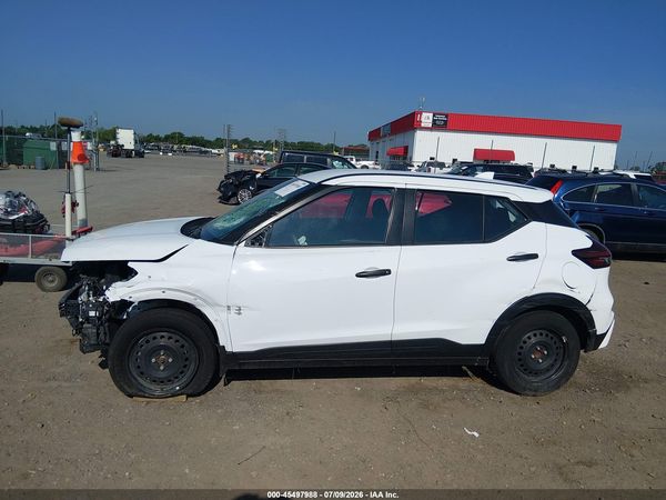 2024 NISSAN KICKS S XTRONIC CVT — I117