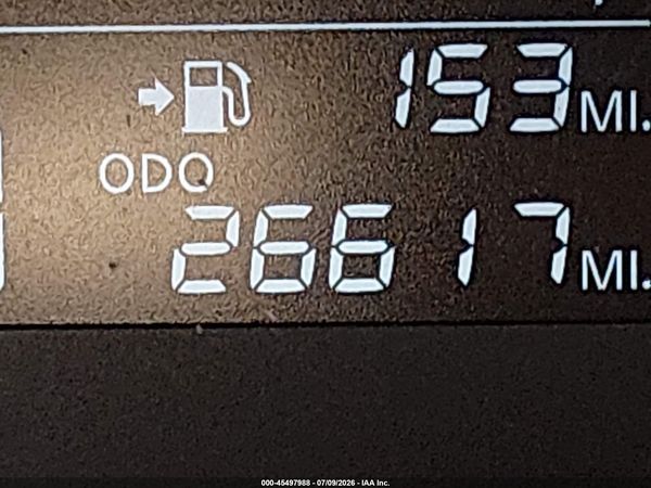 2024 NISSAN KICKS S XTRONIC CVT — I118