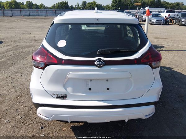 2024 NISSAN KICKS S XTRONIC CVT — I119