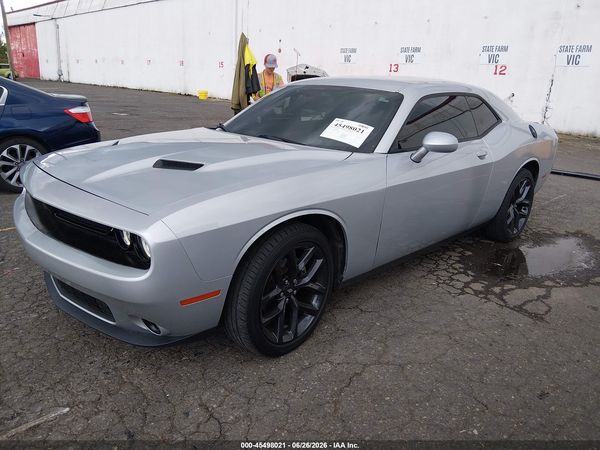2021 DODGE CHALLENGER SXT