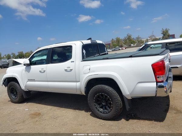 2017 TOYOTA TACOMA SR5 V6