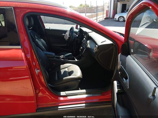 2015 MERCEDES-BENZ GLA 250 4MATIC