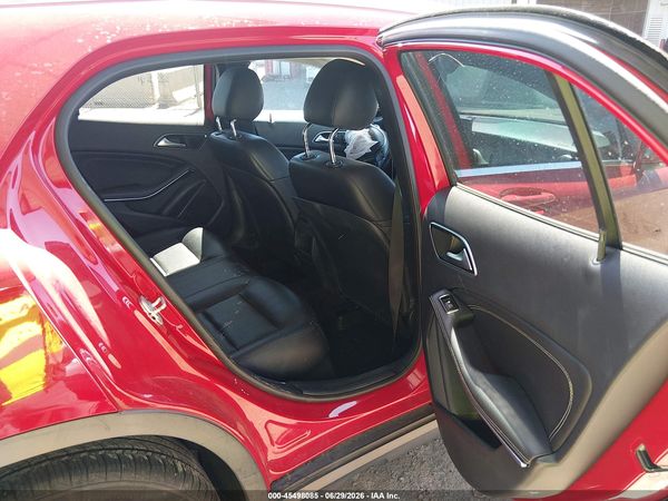 2015 MERCEDES-BENZ GLA 250 4MATIC