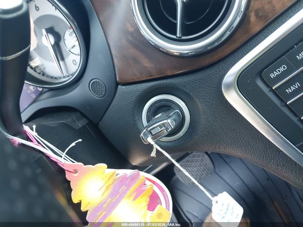 2016 MERCEDES-BENZ GLA 250 4MATIC