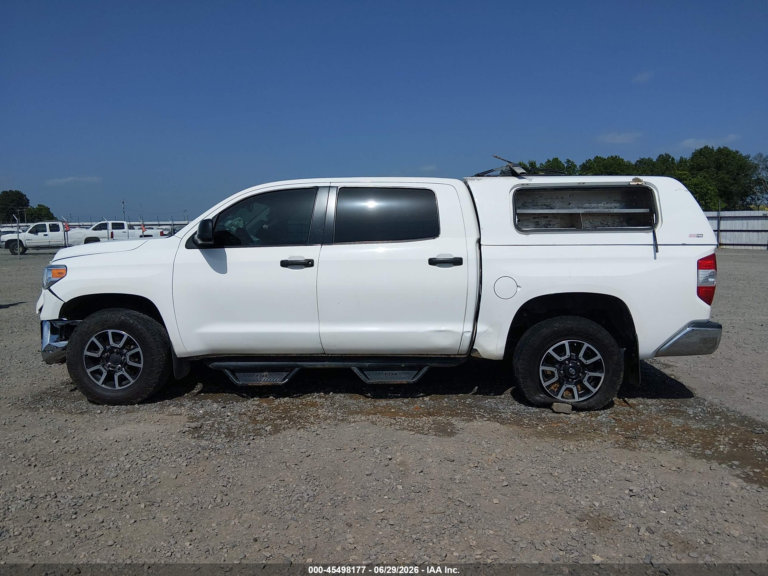 2018 TOYOTA TUNDRA SR5 5.7L V8