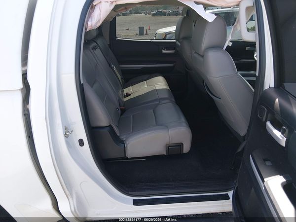 2018 TOYOTA TUNDRA SR5 5.7L V8