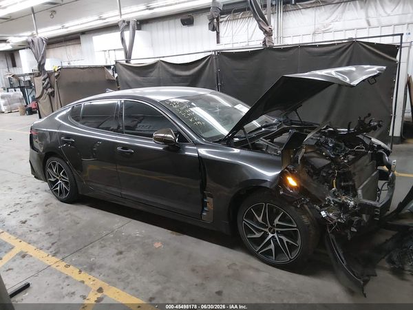 2022 KIA STINGER GT-LINE