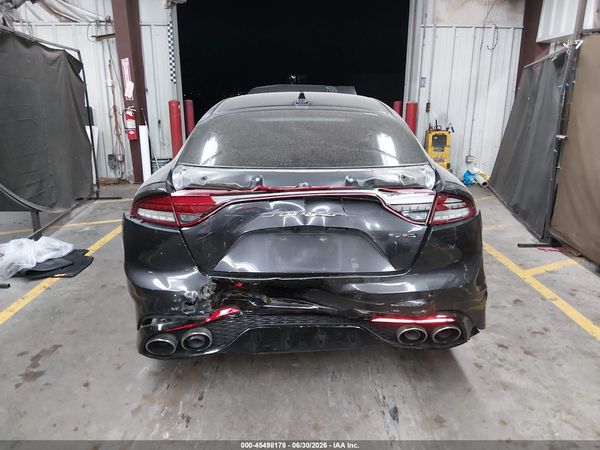 2022 KIA STINGER GT-LINE