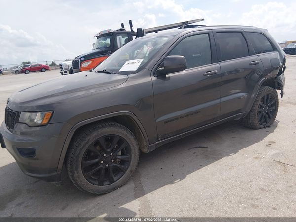 2017 JEEP GRAND CHEROKEE ALTITUDE 4X4