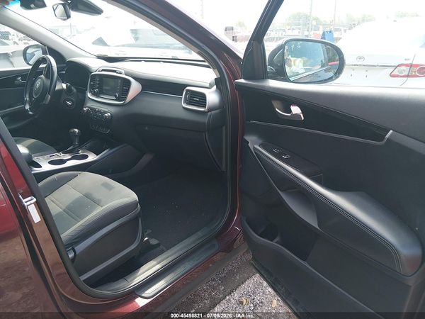 2017 KIA SORENTO 2.4L LX