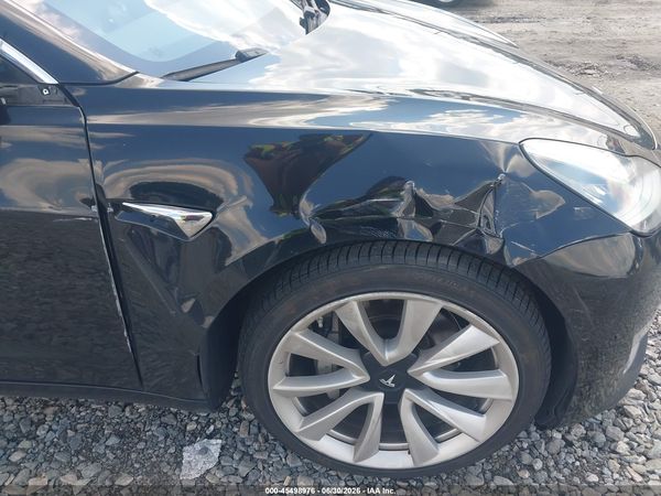 2018 TESLA MODEL 3 LONG RANGE/MID RANGE