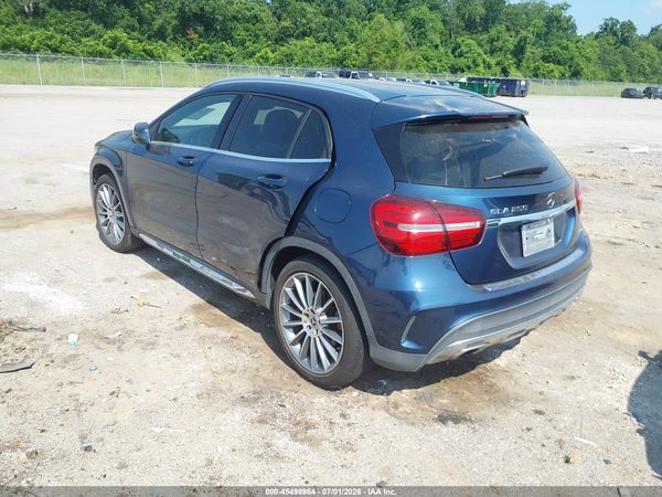 2020 MERCEDES-BENZ GLA 250 GLA250