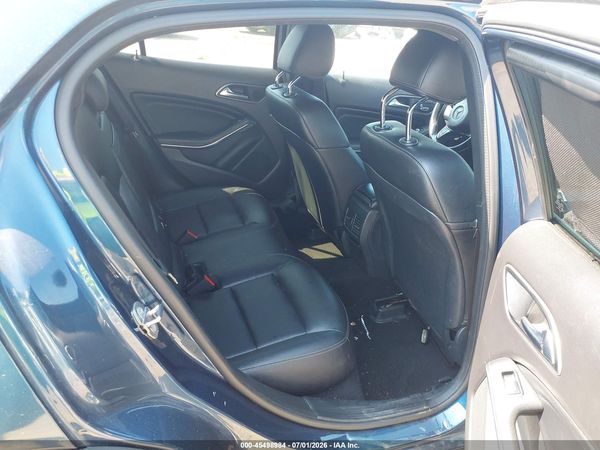 2020 MERCEDES-BENZ GLA 250 GLA250