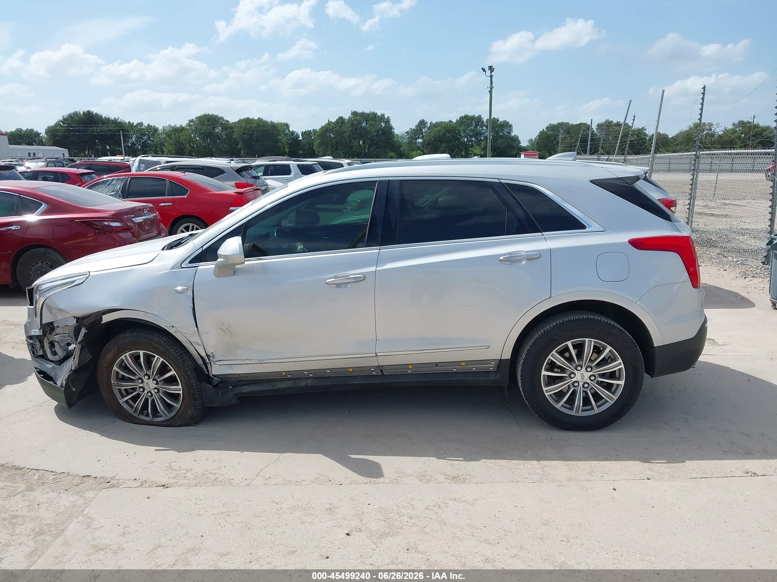 2017 CADILLAC XT5 LUXURY