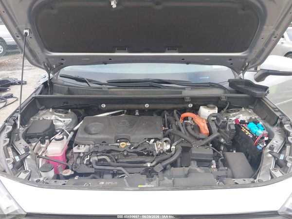 2022 TOYOTA RAV4 HYBRID XLE