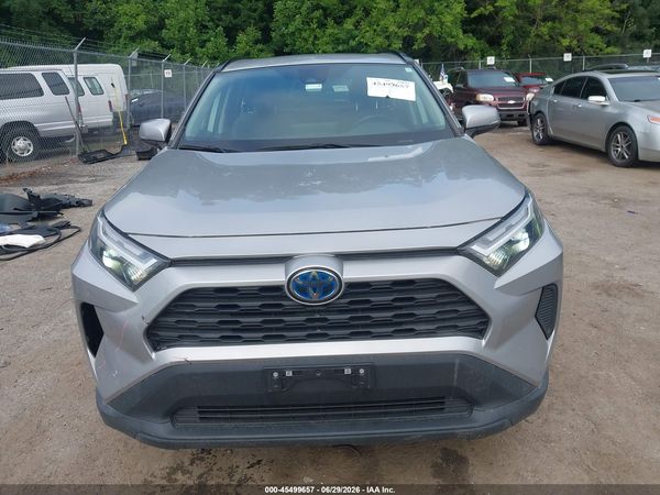 2022 TOYOTA RAV4 HYBRID XLE