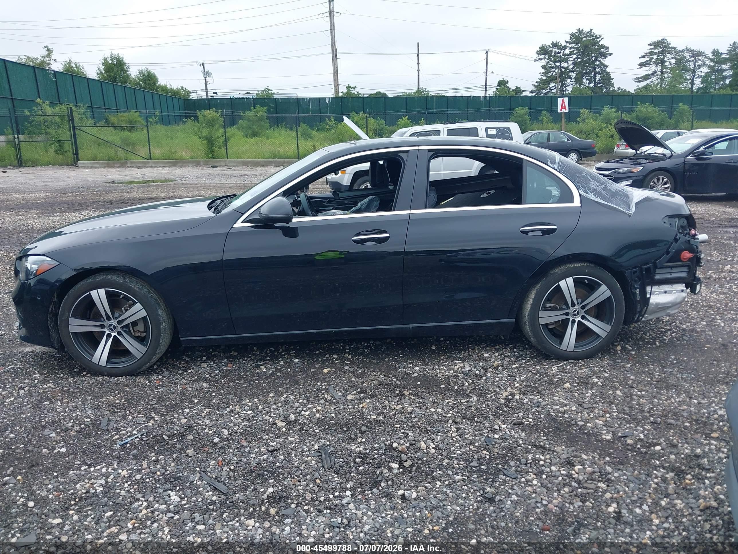 2024 MERCEDES-BENZ C 300