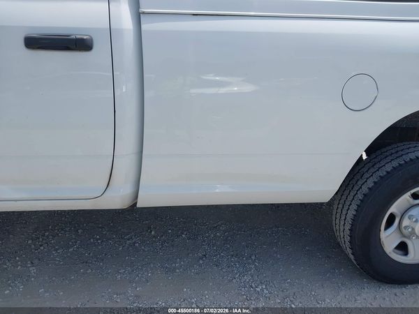 2017 RAM 3500 TRADESMAN  4X4 8' BOX