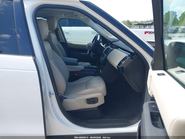 2019 LAND ROVER DISCOVERY SE