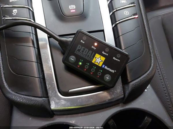 2017 PORSCHE MACAN S