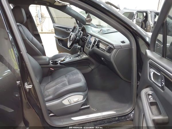 2017 PORSCHE MACAN S
