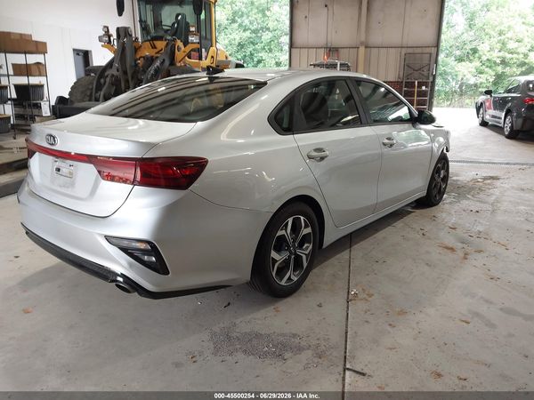 2019 KIA FORTE LXS