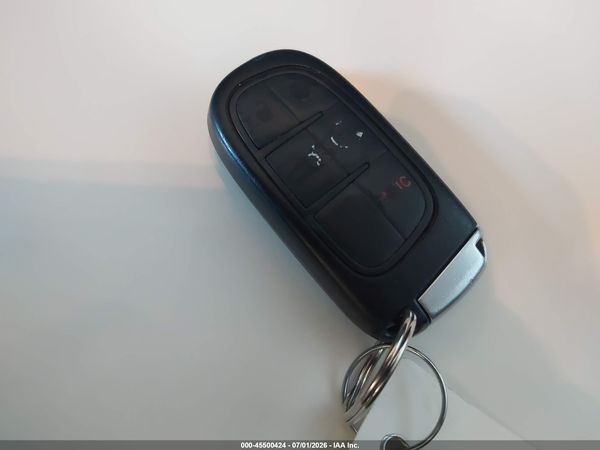 2019 JEEP CHEROKEE TRAILHAWK 4X4