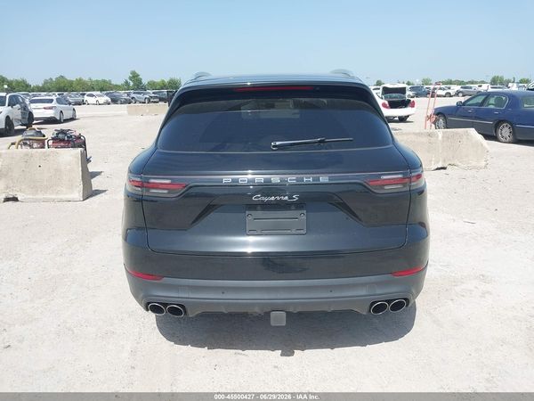 2020 PORSCHE CAYENNE S