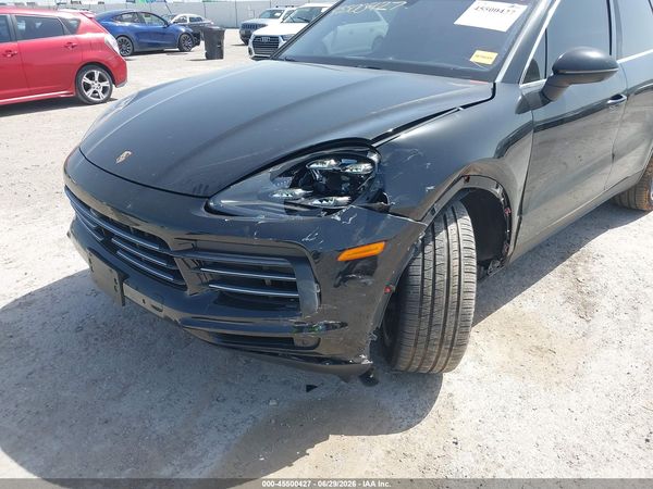 2020 PORSCHE CAYENNE S