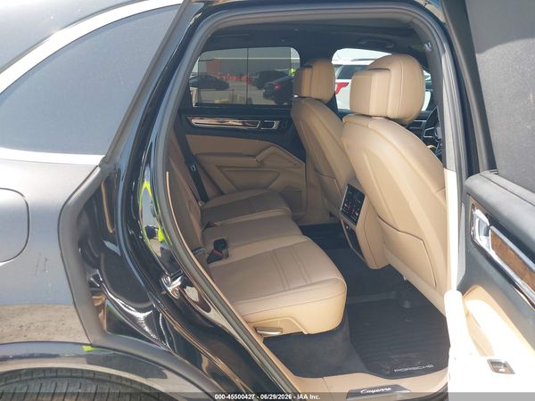 2020 PORSCHE CAYENNE S