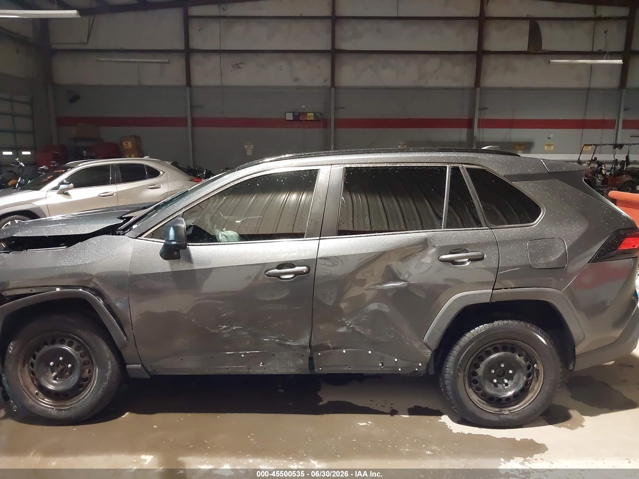 2021 TOYOTA RAV4 LE