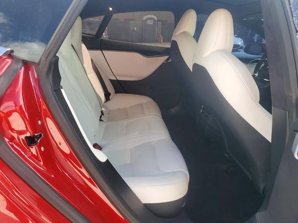 2020 TESLA MODEL S