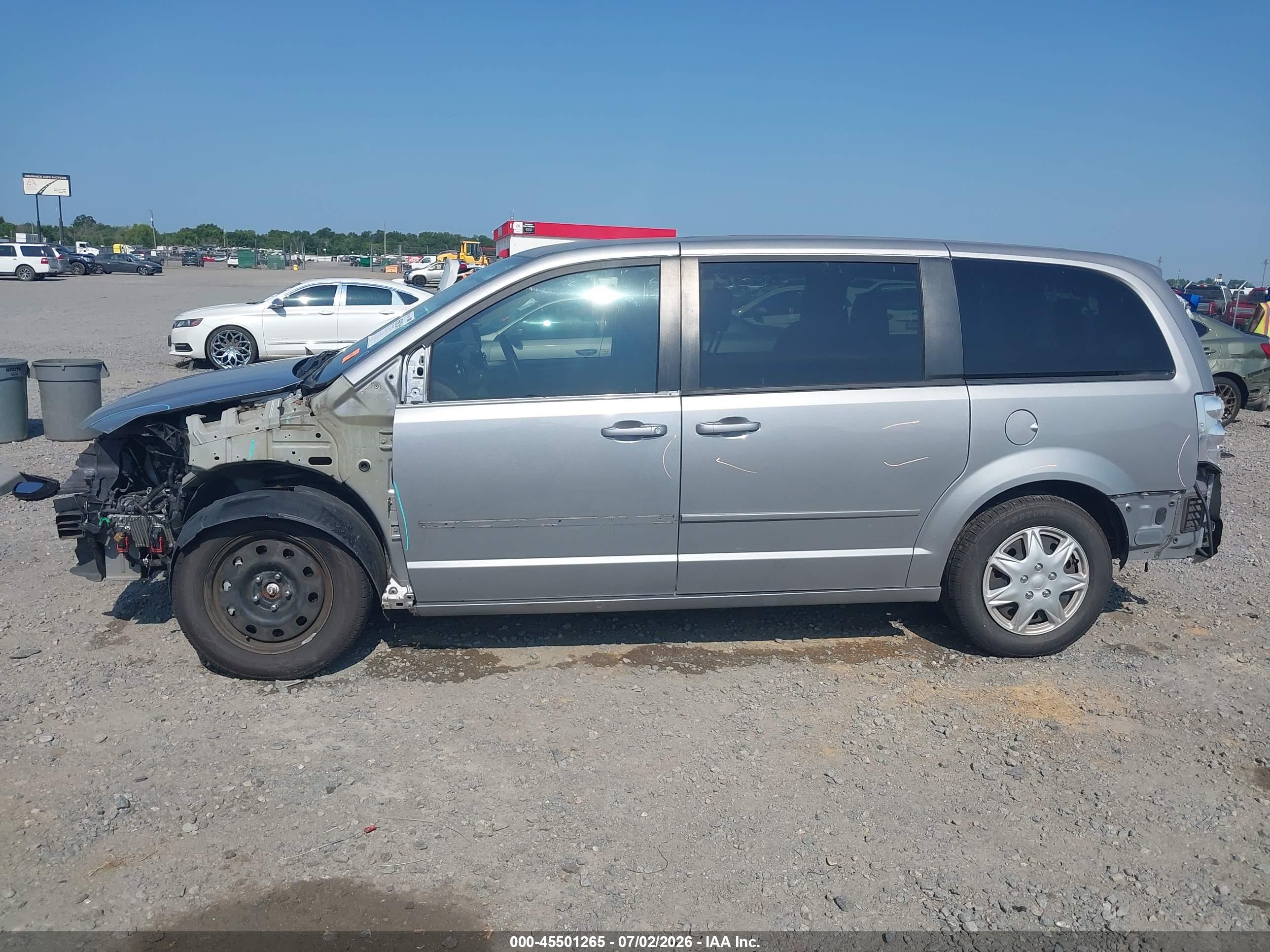 2017 DODGE GRAND CARAVAN SE