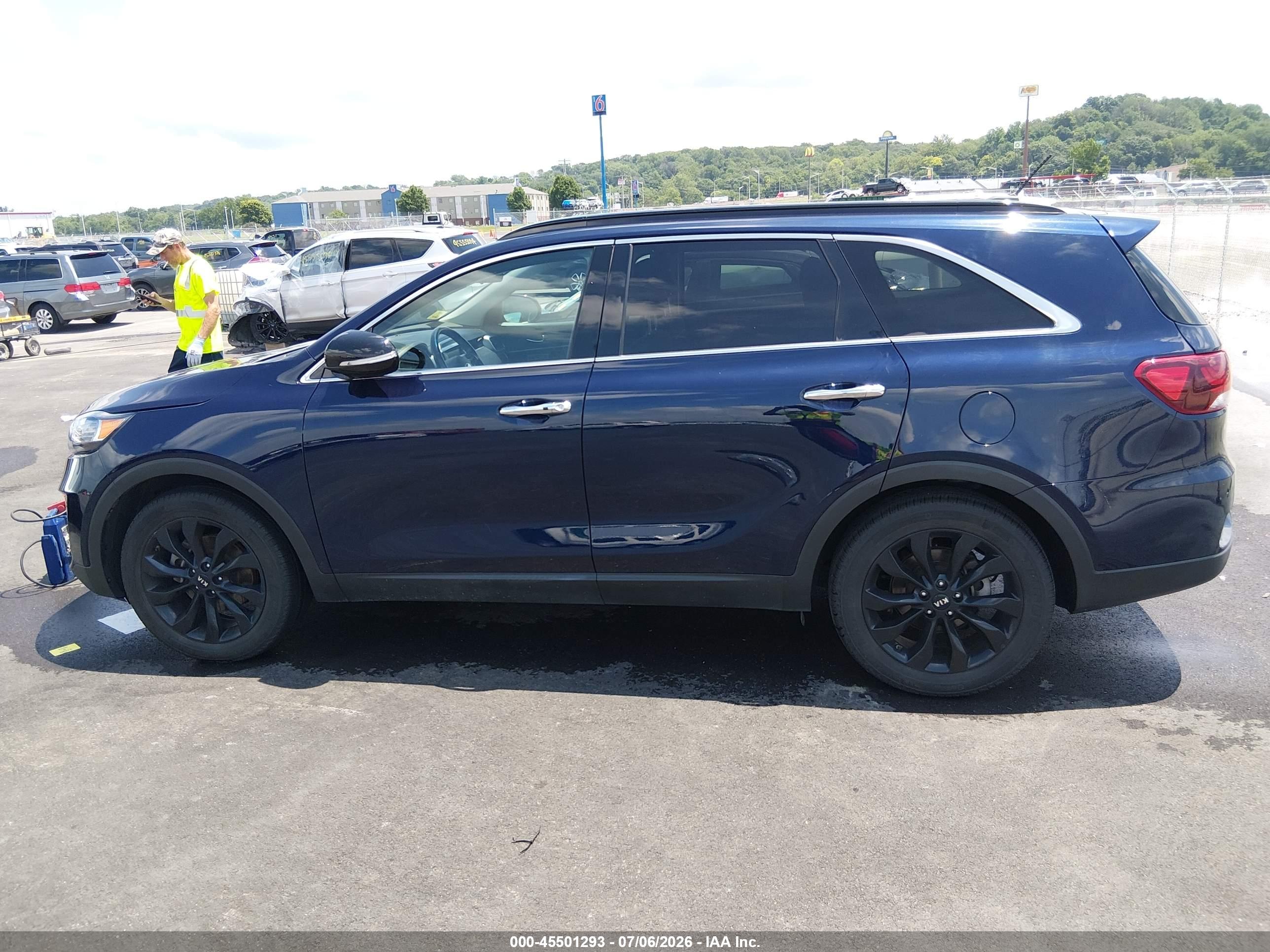 2020 KIA SORENTO S V6