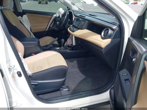2017 TOYOTA RAV4 XLE