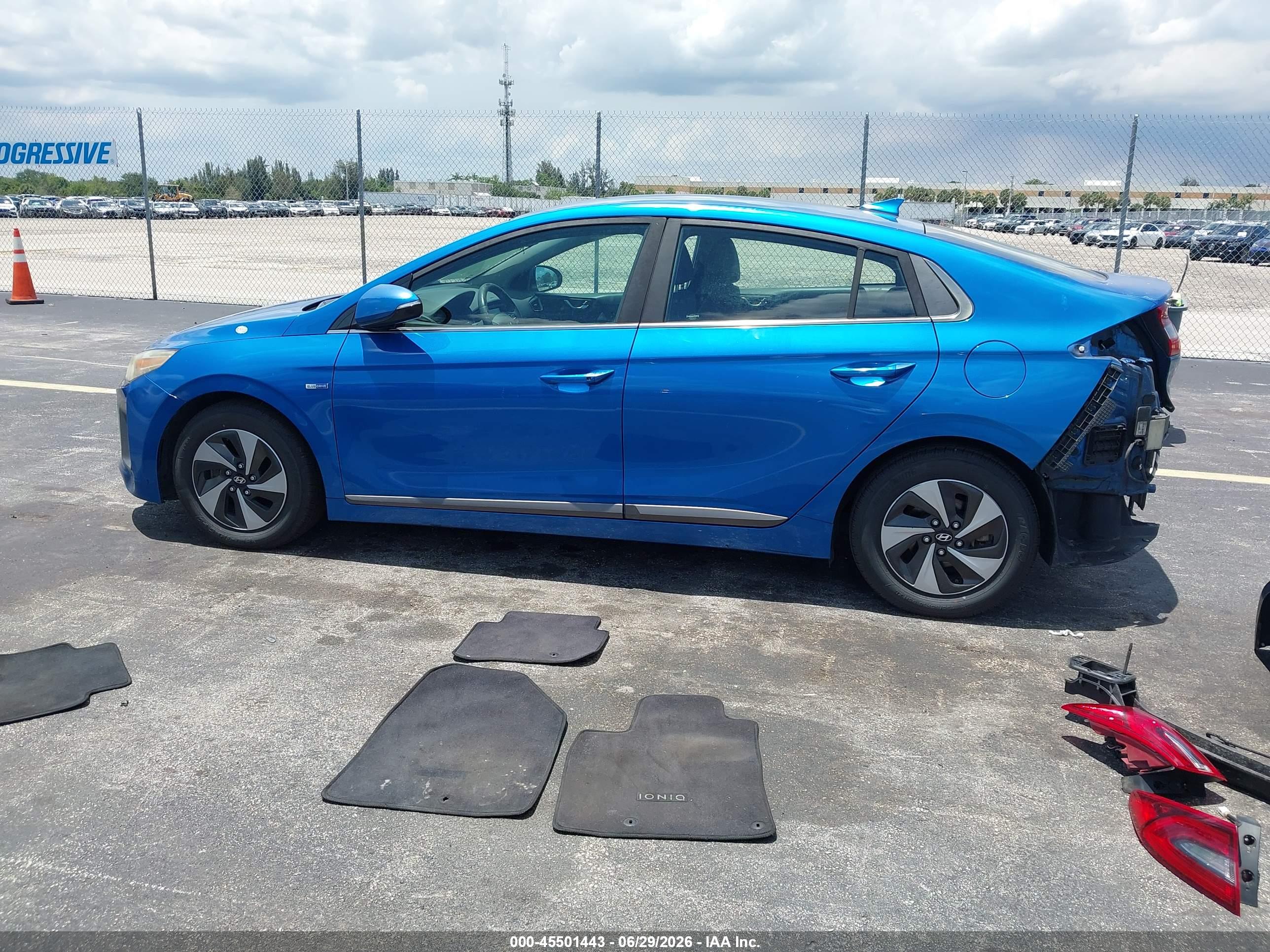 2017 HYUNDAI IONIQ HYBRID SEL